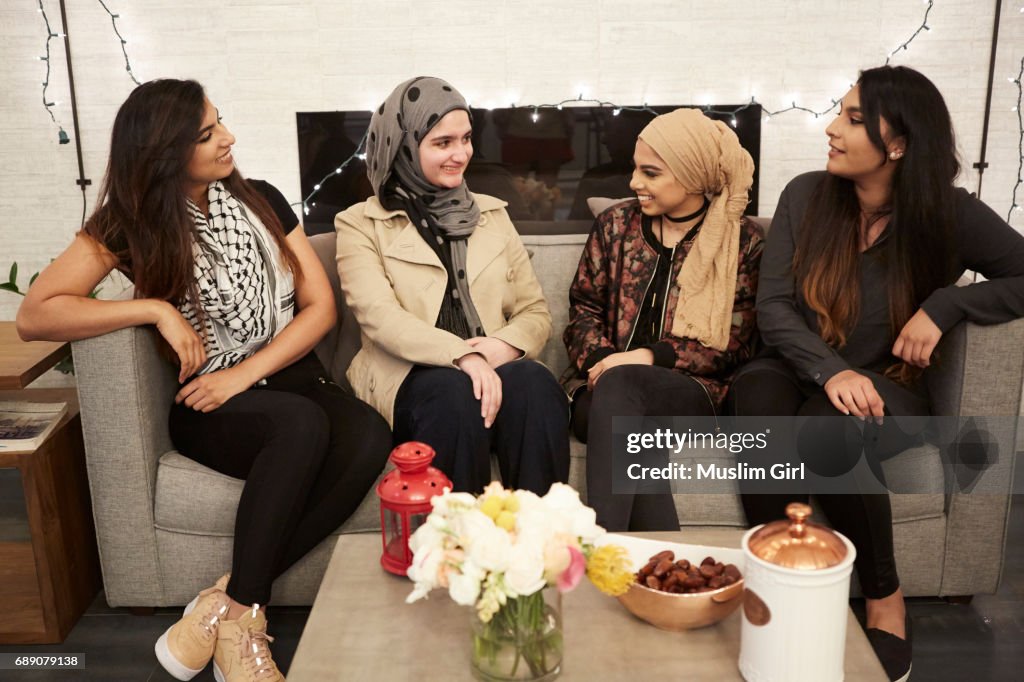 #MuslimGirls Iftar for Ramadan - Hanging Out