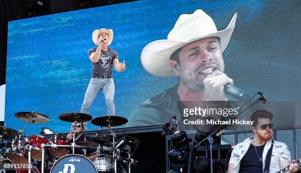 Dustin Lynch performs at the Firestone Legends Day concert at Indianapolis Motor Speedway on May 27, 2017 in Indianapolis, Indiana.