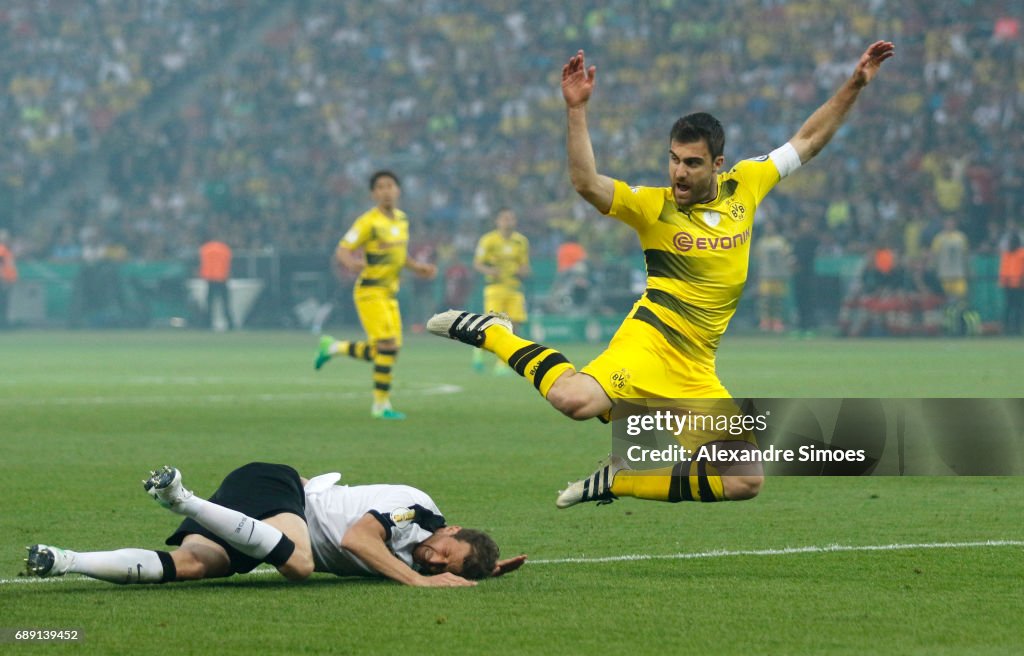 Eintracht Frankfurt v Borussia Dortmund - DFB Cup Final 2017