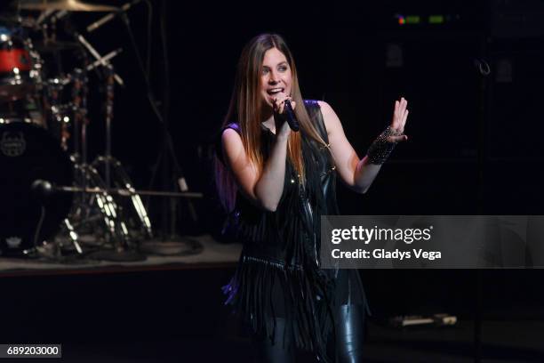 Leire Martinez, vocalist of La Oreja de Van Gogh performs at Centro de Bellas Artes on May 27, 2017 in San Juan, Puerto Rico.