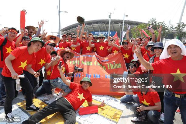 Fans arrive for the FIFA U-20 World Cup Korea Republic 2017 group E match between Honduras and Vietnam at Jeonju World Cup Stadium on May 28, 2017 in...