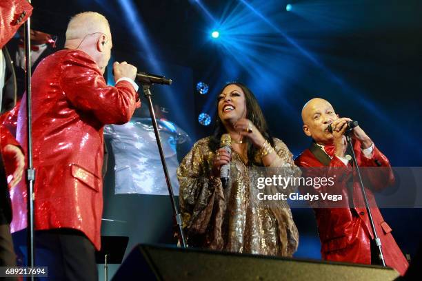 Jerry Rivas 159 Jerry Rivas Stock Photos, High-Res Pictures, and Images - Getty Images