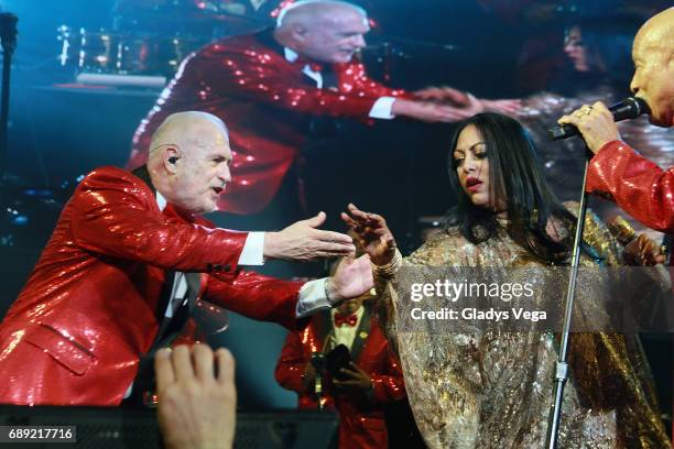 Jerry Rivas 159 Jerry Rivas Stock Photos, High-Res Pictures, and Images - Getty Images