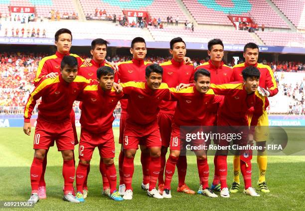 Vietnam line up for the FIFA U-20 World Cup Korea Republic 2017 group E match between Honduras and Vietnam at Jeonju World Cup Stadium on May 28,...