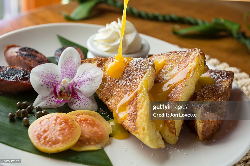 French Toast with Tropical Fruits