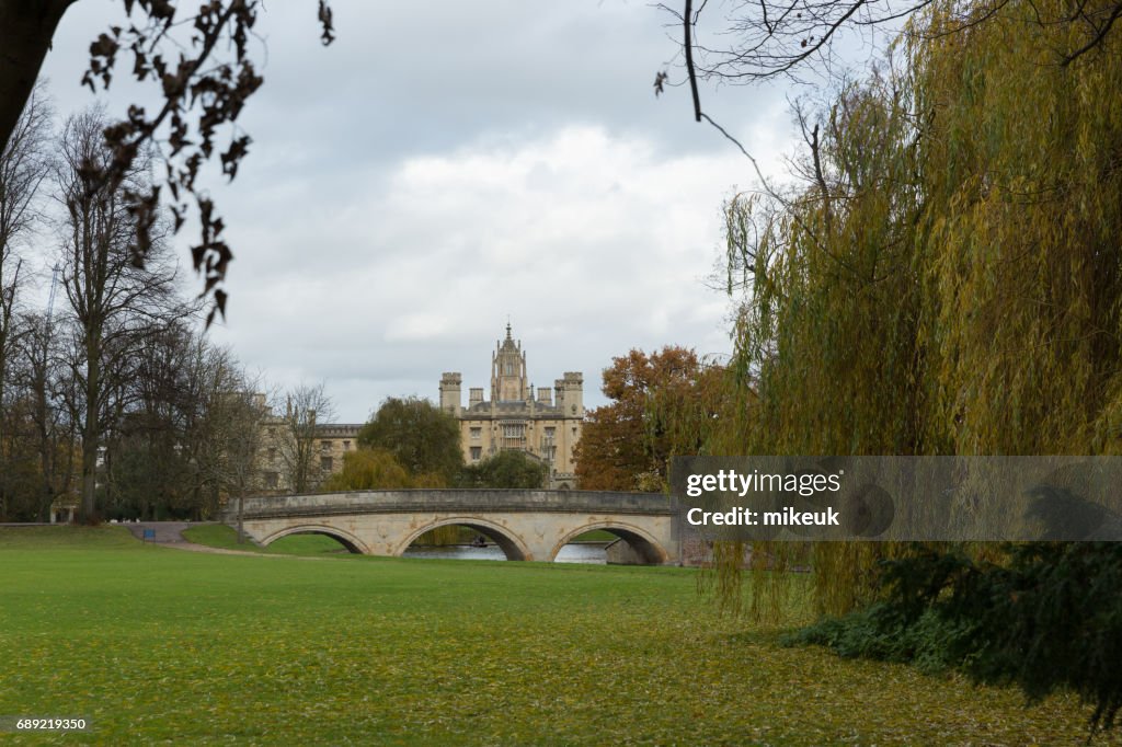 Rivier de Cam in Cambridge Engeland stad scène