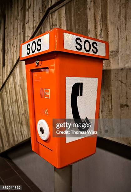 emergency phone - emergency telephone box stock pictures, royalty-free photos & images