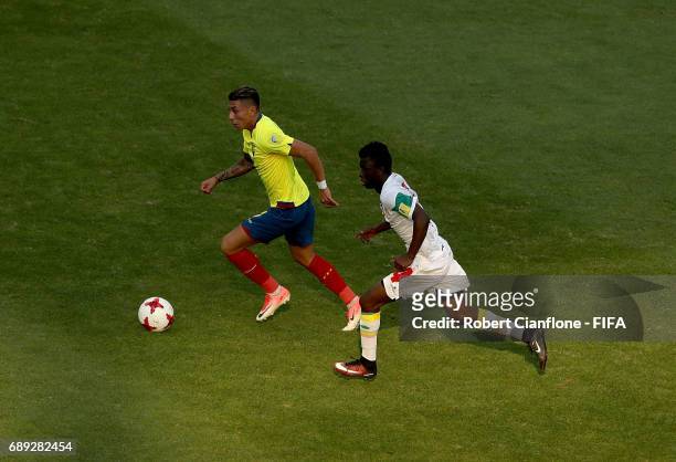 Joao Rojas of Ecuador runs with the ball during the FIFA U-20 World Cup Korea Republic 2017 group F match between Senegal and Ecuador at Jeonju World...