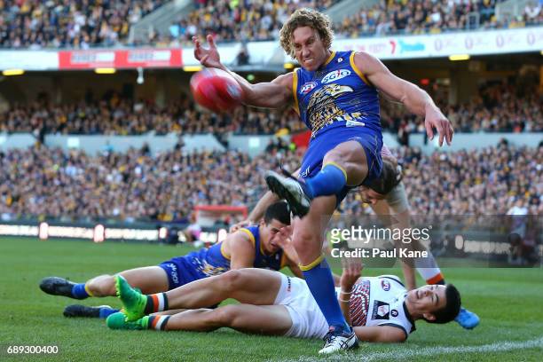 Matt Priddis of the Eagles kicks the ball during the round 10 AFL match between the West Coast Eagles and the Greater Western Giants at Domain...