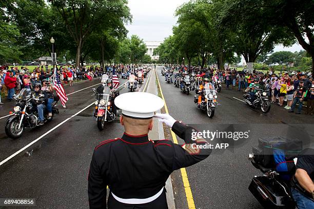 Usmc Command Rallies Us Marine Salute Photos and Premium High Res Pictures - Getty Images