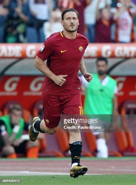 Francesco Totti of AS Roma enters the field for last time during the Serie A match between AS Roma and Genoa CFC at Stadio Olimpico on May 28, 2017...