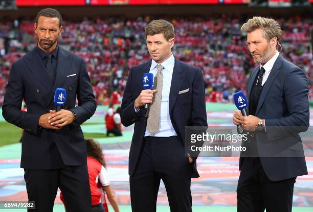 Rio Ferdinard , Steven Garrard and vRobbie Savage during The Emirates FA Cup - Final between Arsenal against Chelsea at Wembley Stadium on May 27...