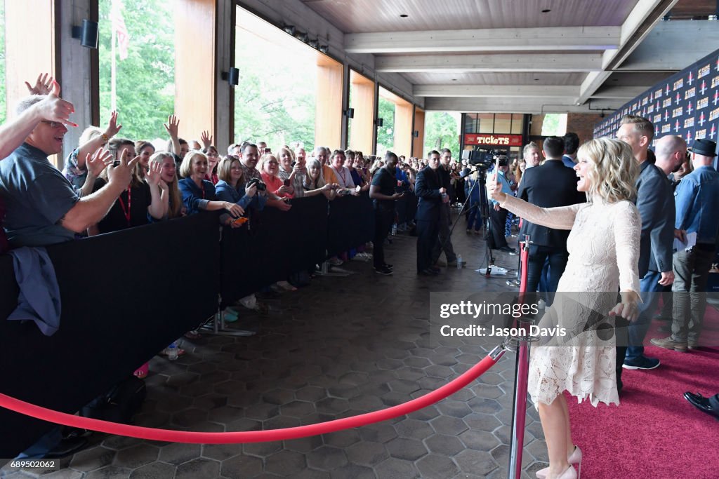 5th Annual KLOVE Fan Awards At The Grand Ole Opry House - Arrivals