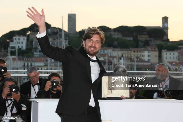 Palme d'Or Ruben Ostlund attends the winners photocall during the 70th annual Cannes Film Festival at Palais des Festivals on May 28, 2017 in Cannes,...