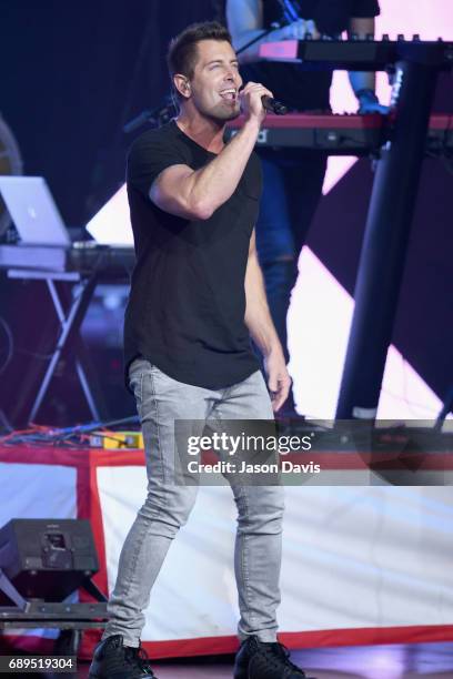 Jeremy Camp performs onstage at the 5th Annual KLOVE Fan Awards at The Grand Ole Opry on May 28, 2017 in Nashville, Tennessee.