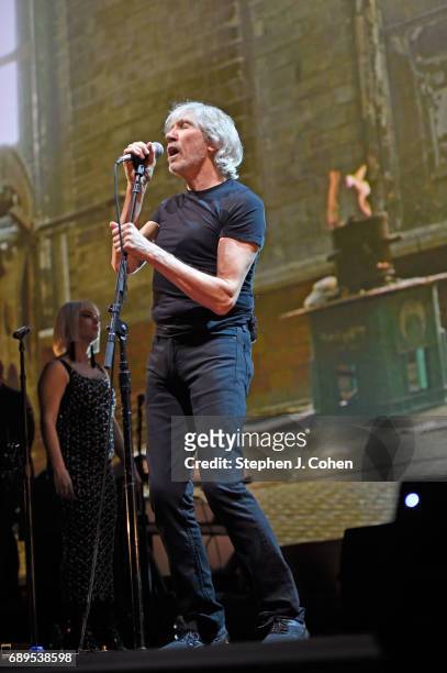 Roger Waters performs at KFC YUM! Center on May 28, 2017 in Louisville, Kentucky.
