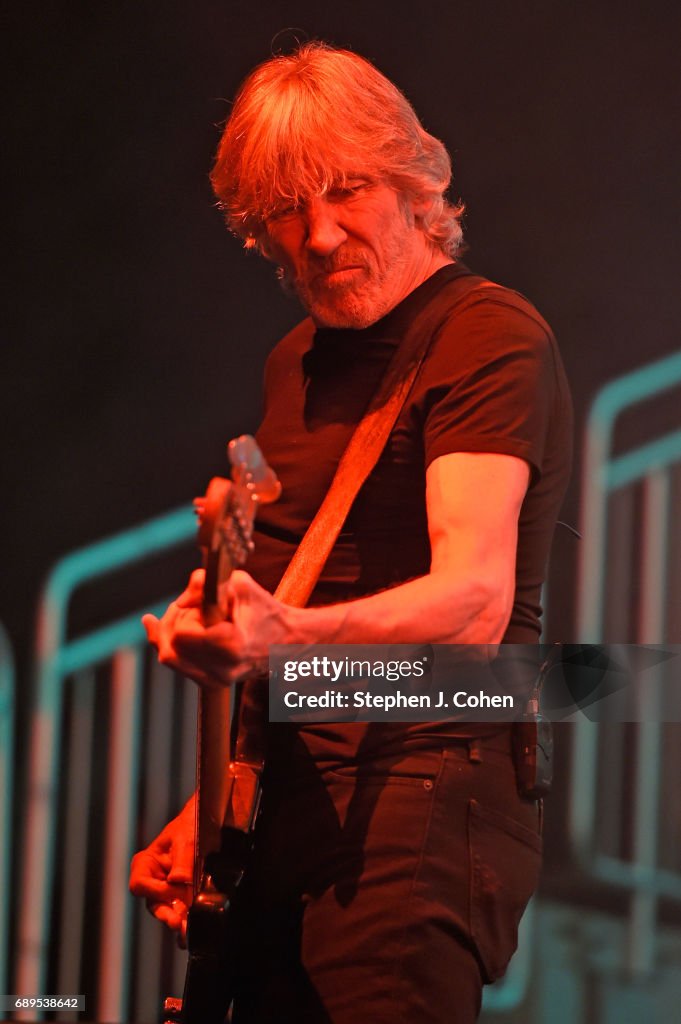 Roger Waters In Concert - Louisville, Kentucky