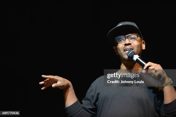 Lavar Walker Photos And Premium High Res Pictures Getty Images Lavar Walker Photos And Premium High Res Pictures Getty Images