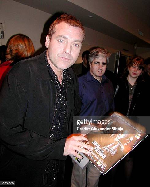 Actor Tom Sizemore attends the television movie premiere of "Sins Of The Father" at the Zanuck Theatre January 3, 2002 in Los Angeles, CA.