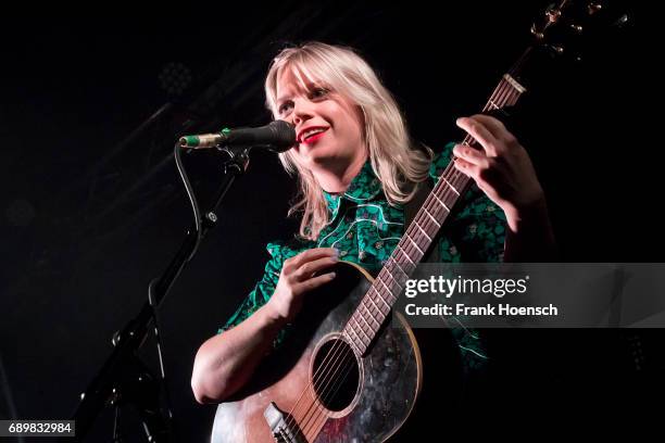 Basig Singer 157 Basia Bulat Photos & High Res Pictures - Getty Images