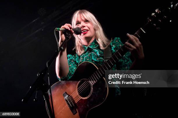 Basig Singer 157 Basia Bulat Photos & High Res Pictures - Getty Images