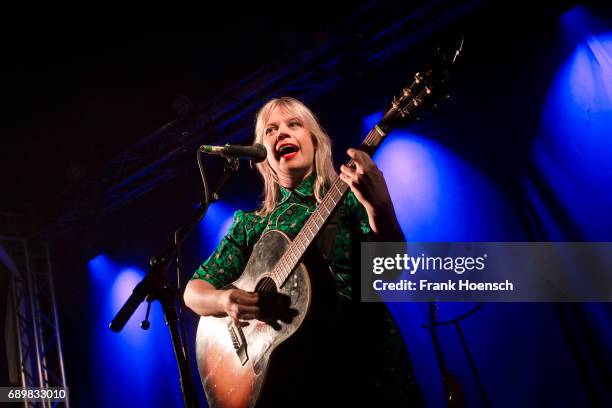 Basig Singer 157 Basia Bulat Photos & High Res Pictures - Getty Images