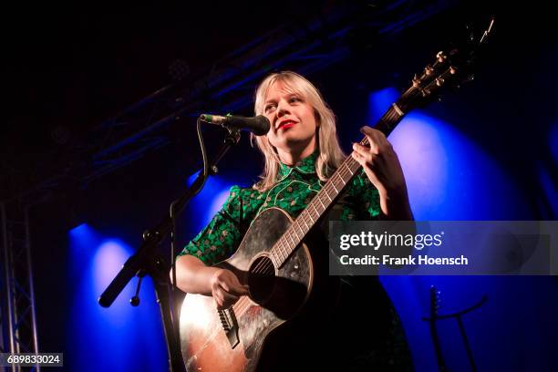 Basig Singer 157 Basia Bulat Photos & High Res Pictures - Getty Images