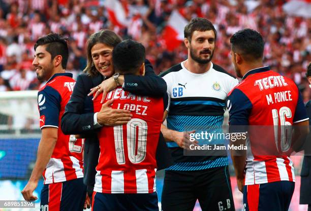 Matias Almeyda coach of Chivas hugs Javier Lopez to celebrate the championship after winning the Final second leg match between Chivas and Tigres...