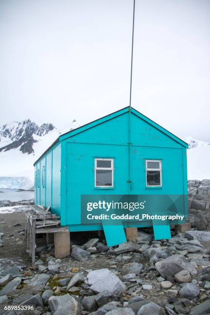 antarctica: damoy punt - eilandengroep palmer stockfoto's en -beelden