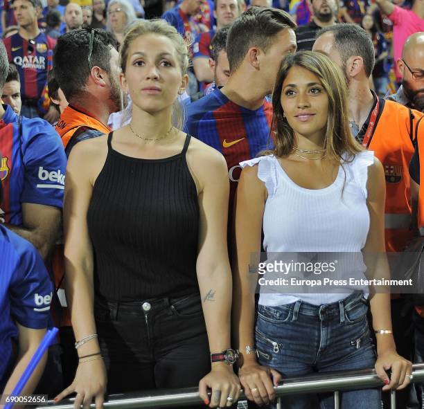Antonella Rocuzzo and Sofia Balbi attend the Copa del Rey Final match between FC Barcelona and Alaves FC at Vicente Calderon Stadium on May 28, 2017...