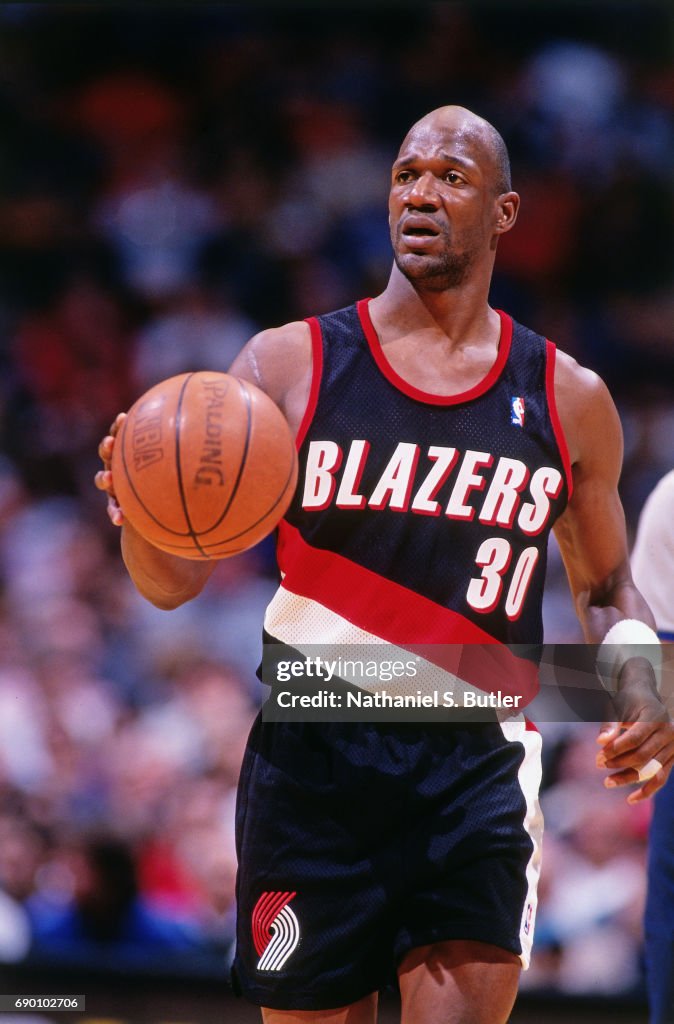 Portland Trail Blazers v New Jersey Nets