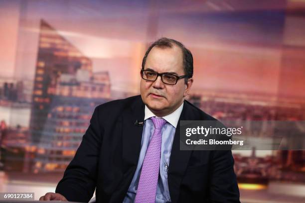 Oppenheimer Strategist’s Resilience Advice Amid Dec 12 AI-Driven Market Selloff