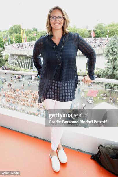 Consultant of "France Television", Mary Pierce attends the 2017 French Tennis Open - Day Three at Roland Garros on May 30, 2017 in Paris, France.