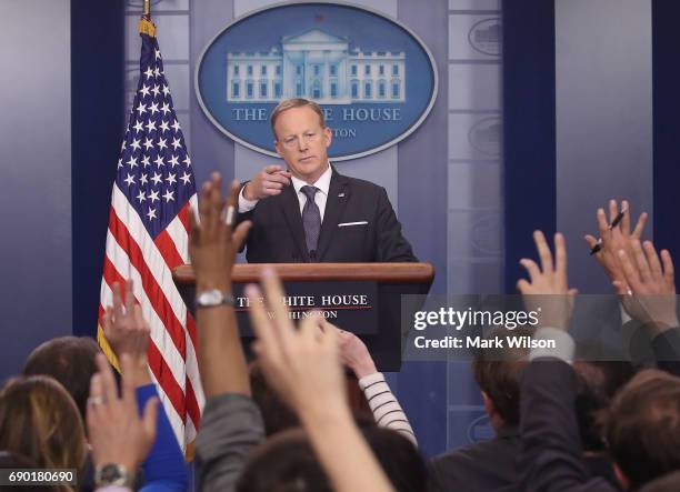 White House Press Secretary Sean Spicer speaks to the media in the briefing room at the White House, on May 30, 2017 in Washington, DC.