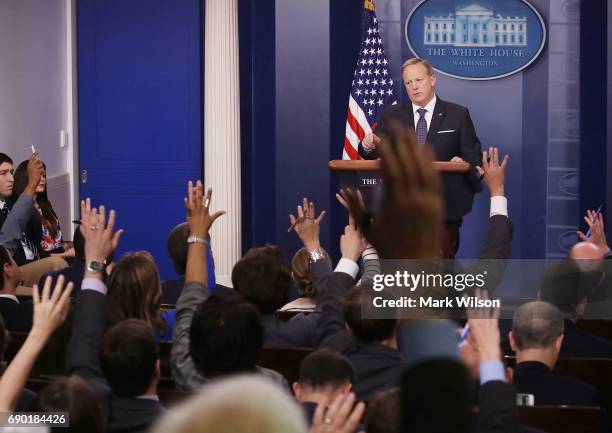 White House Press Secretary Sean Spicer speaks to the media in the briefing room at the White House, on May 30, 2017 in Washington, DC.