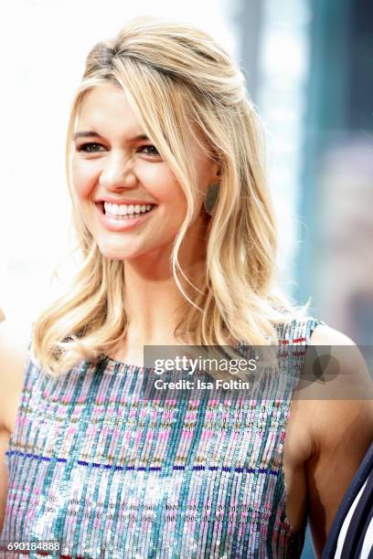 Kelly Rohrer Actor Kelly Rohrbach Baywatch Photos and Premium High Res Pictures - Getty Images