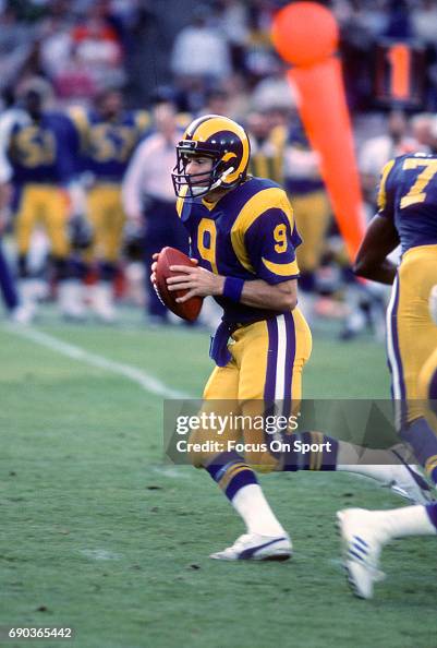 Jeff Kemo Rams Jeff Kemp of the Los Angeles Rams looks to pass the ball during an ...