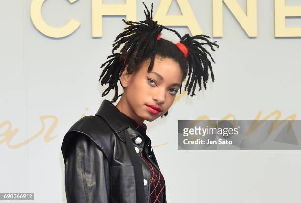 Willow Smith attends the CHANEL Metiers D'art Collection Paris Cosmopolite show at the Tsunamachi Mitsui Club on May 31, 2017 in Tokyo, Japan.