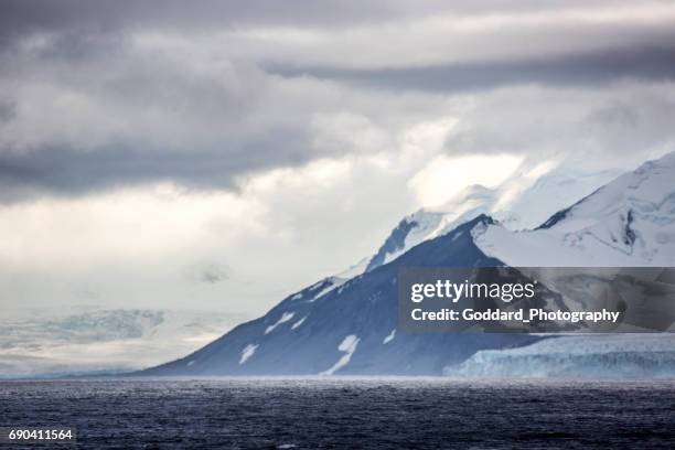 antarktis: livingstone island - livingston island stock-fotos und bilder