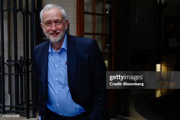 Jeremy Corbyn, leader of the U.K. Opposition Labour Party, arrives for a general-election campaign event in London, U.K., on Wednesday, May 31, 2017....