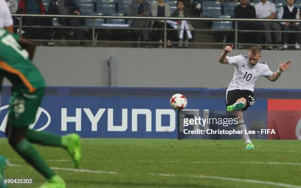 Philipp Ochs of Germany scores their first goal during the FIFA U-20 World Cup Korea Republic 2017 Round of 16 match between Zambia and Germany at...