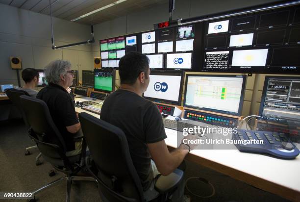 The Deutsche Welle - Radio and TV broadcasts from Germany into the world. The photo shows a TV studio.