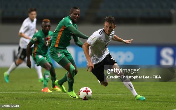 Fabian Reese of Germany turns away from Boyd Musonda of Zambia during the FIFA U-20 World Cup Korea Republic 2017 Round of 16 match between Zambia...