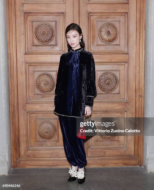 NiNi arrives at the Gucci Cruise 2018 fashion show at Palazzo Pitti on May 29, 2017 in Florence, Italy.