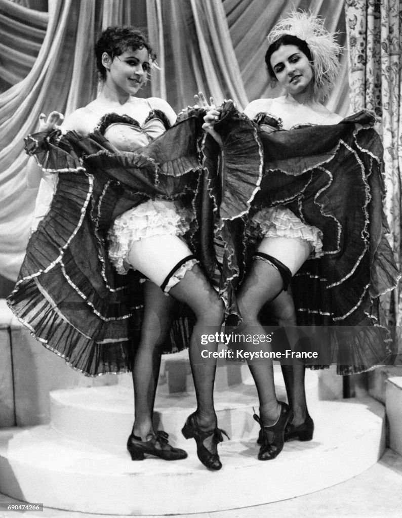 Menes et Desta, deux danseuses de French cancan