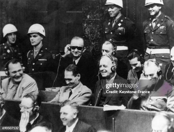 Hermann Goering, Rudolf Hess, Joachim Von Ribbentrop et Wilhelm Keitel au premier rang et Karl Doenitz, Erich Radder et Baldur Von Schirach au...