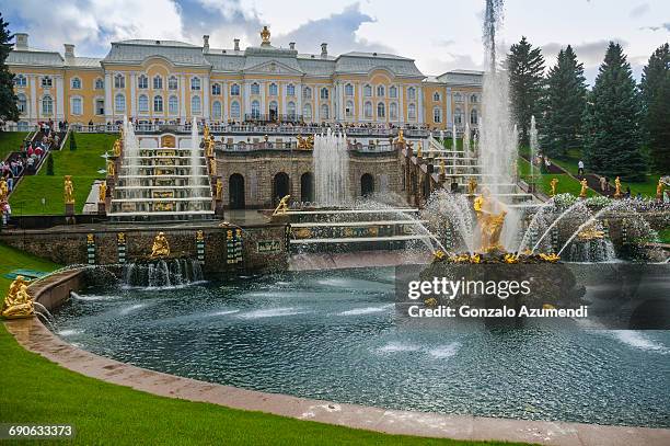 peterhof  palace in saint petersburg - st petersburg russia 個照片及圖片檔