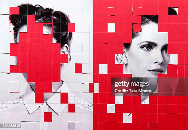 paper collage of woman - repetition photos et images de collection