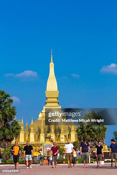 the stupor that appears on cambodian money. - vientiane stock pictures, royalty-free photos & images