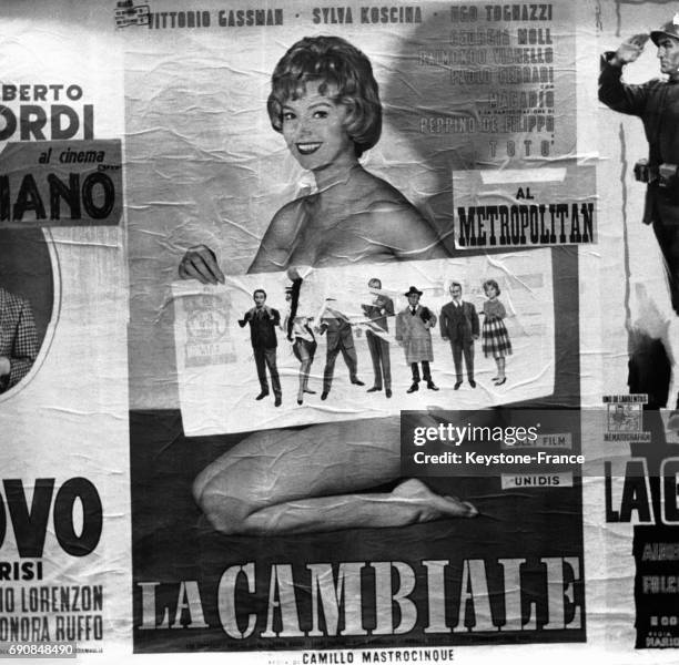 Actrice italienne Sylva Koscina sur l'affiche du film 'La Cambiale' qu'elle a tourné avec Vittorio Gassman et Ugo Tognazzi.